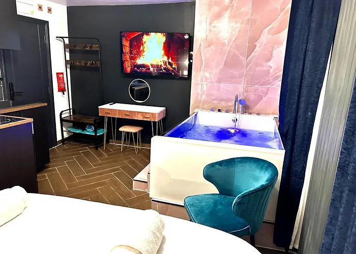 G Eighty Four Aparthotel London